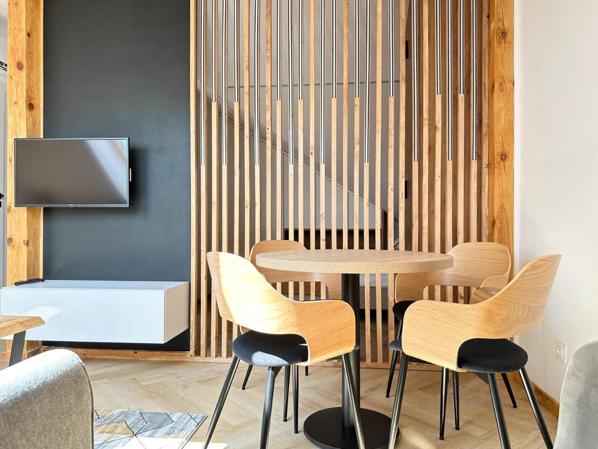 Dmk Oak Studio Near Warsaw-Modlin Airport Nowy Dwor Mazowiecki Exterior photo